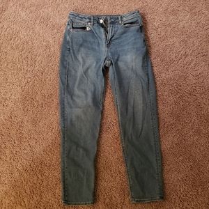 AE High-waisted Mom Jeans